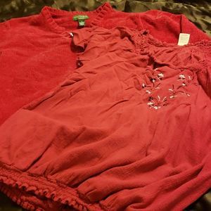 2 womens 1x red soft sweater and a red short sleeved top